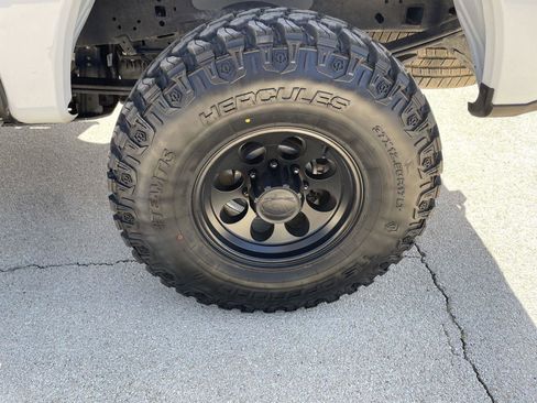 Used 2025 Ford F250 XL w/ XL Off-Road Package image 32