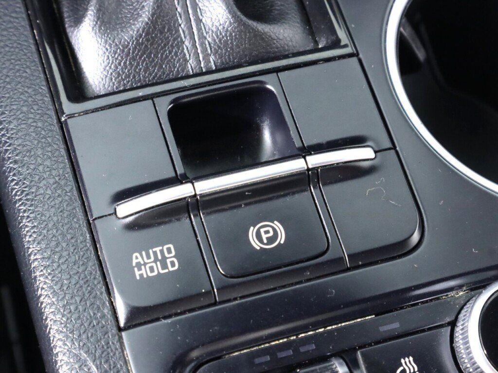 Used 2021 Kia K5 GT-Line AWD/4WD image 25