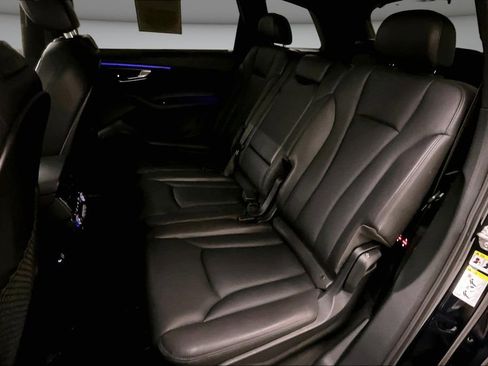 Used 2018 Audi Q7 3.0T Prestige w/ Prestige Package image 22