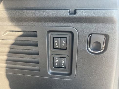 New 2026 Buick Enclave Sport Touring w/ Power Package AWD/4WD image 37