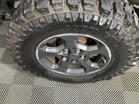 Used 2020 Jeep Gladiator Rubicon image 7