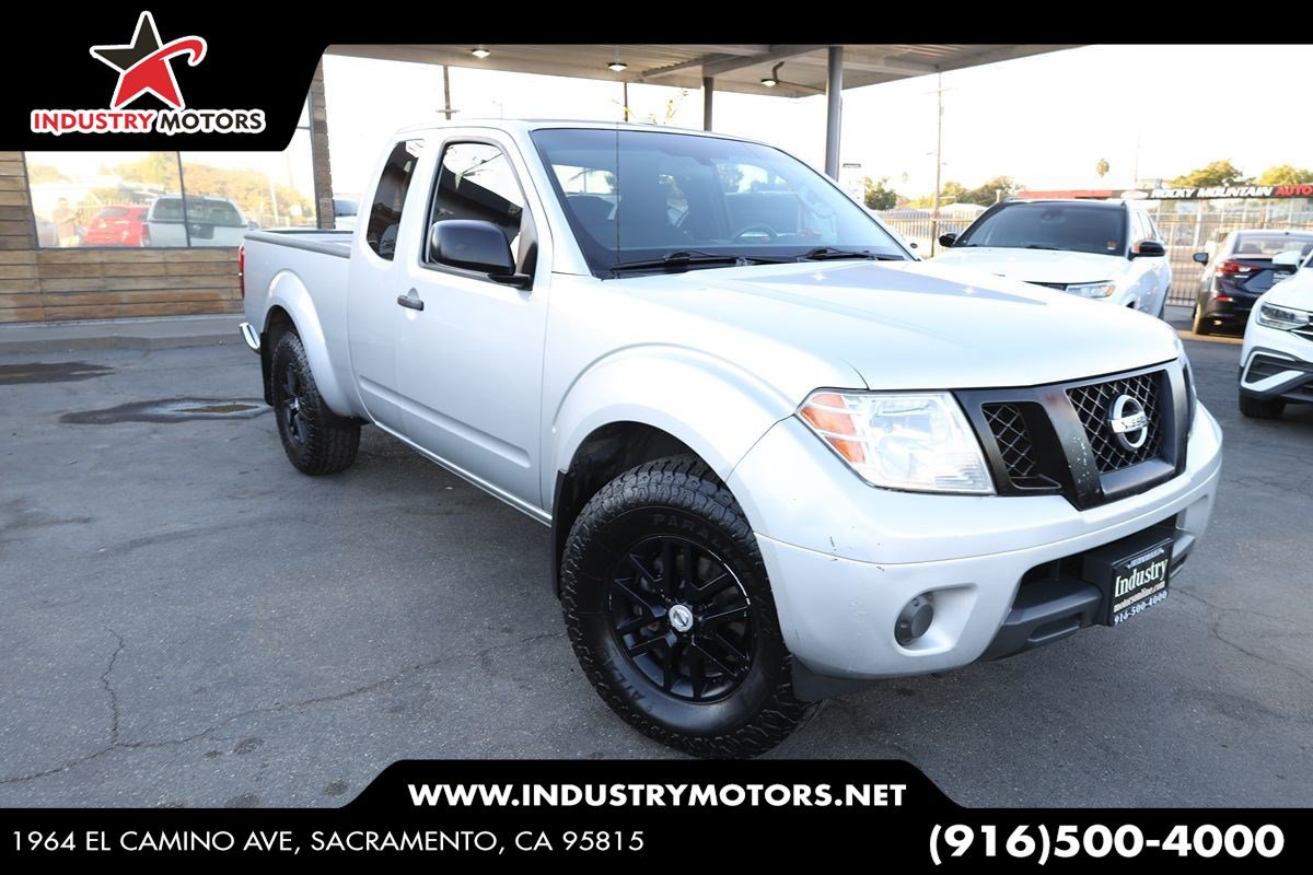 Used 2016 Nissan Frontier SV AWD/4WD image 1