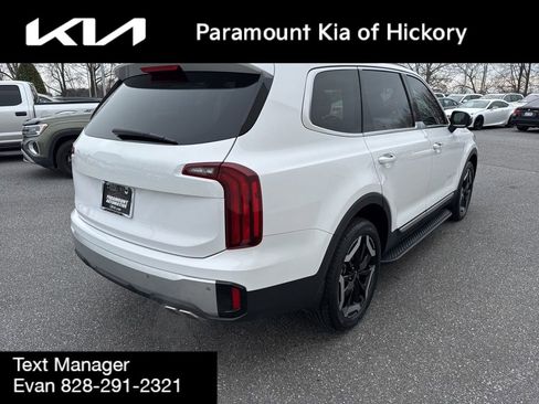 Used 2024 Kia Telluride S w/ S Sunroof Package image 7