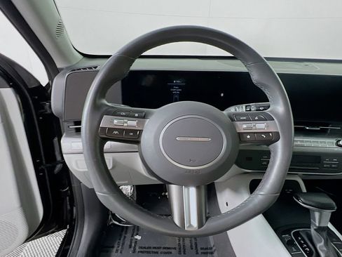 Certified 2025 Hyundai Kona SEL image 11