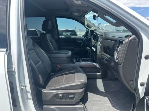 Used 2022 GMC Sierra 3500 Denali w/ Denali Ultimate Package AWD/4WD image 13