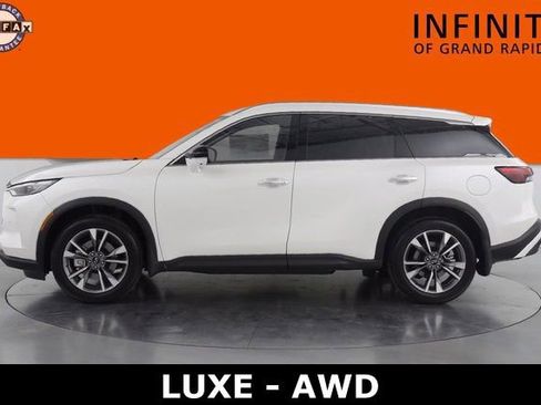 Used 2024 INFINITI QX60 Luxe image 4