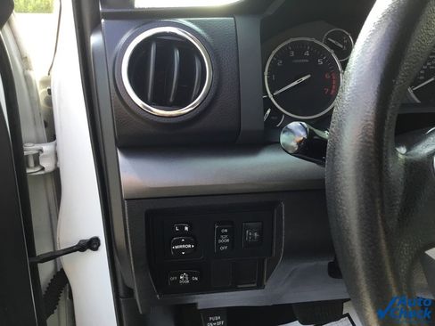 Used 2016 Toyota Tundra SR5 image 33