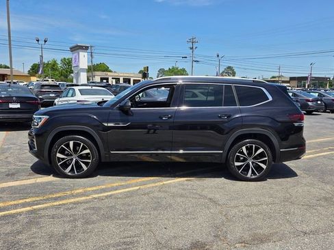 Used 2024 Volkswagen Atlas SEL Premium R-Line AWD/4WD image 4