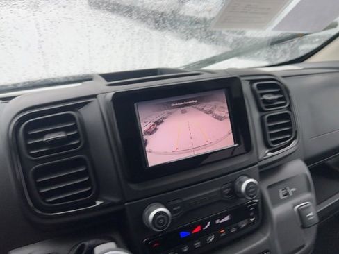 Used 2025 RAM ProMaster 3500 w/ Crew Van Package image 16