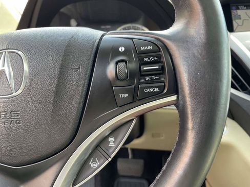 Used 2017 Acura MDX SH-AWD image 8
