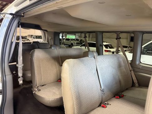 Used 2024 Chevrolet Express 3500 LT w/ LT Preferred Equipment Group RWD image 25