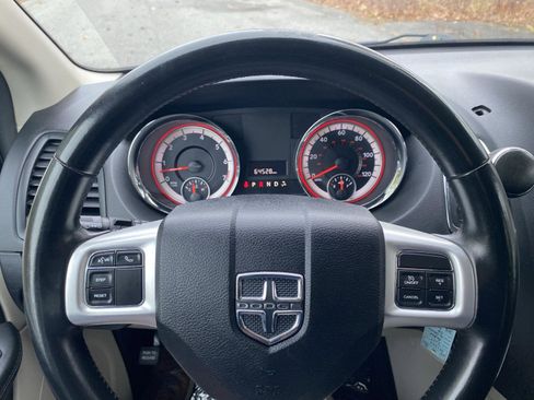 Used 2017 Dodge Grand Caravan SE w/ Power Window Group image 17