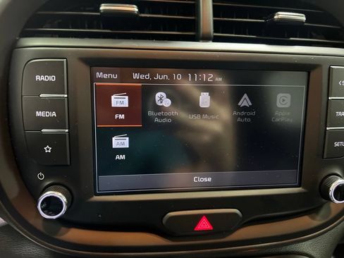 Used 2025 Kia Soul LX w/ LX Technology Package FWD image 30