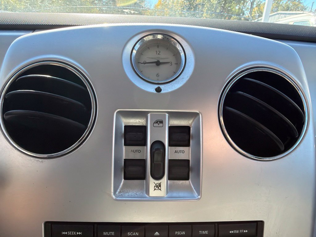 Used 2010 Chrysler PT Cruiser w/ Convenience Group FWD image 19