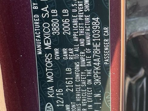 Used 2017 Kia Forte LX image 6