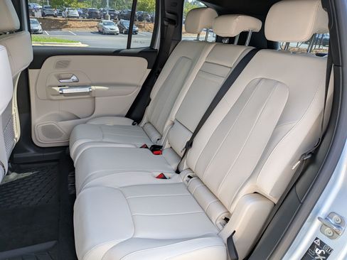 Certified 2026 Mercedes-Benz GLB 250 image 32