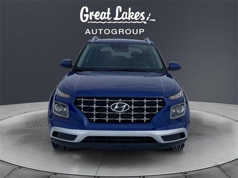 Used 2022 Hyundai Venue SEL image 8