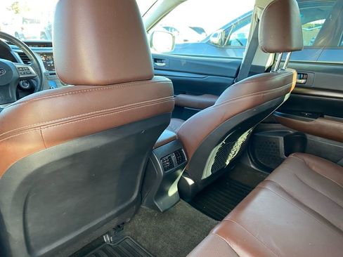Used 2014 Subaru Outback 2.5i Limited image 18