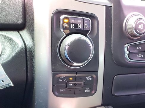 Used 2018 RAM 1500 Big Horn image 25