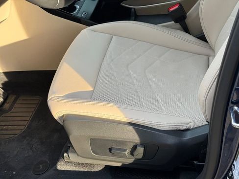 Used 2024 BMW X1 xDrive28i w/ Technology Package image 21