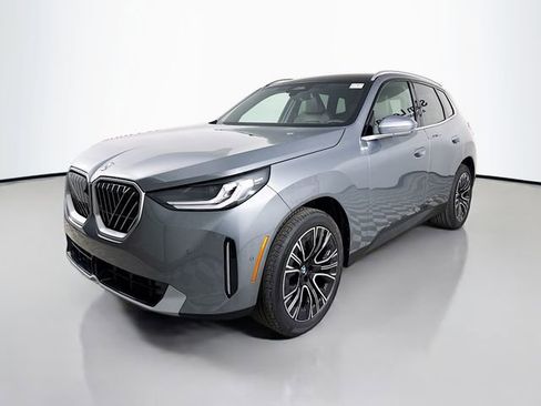 New 2026 BMW X3 xDrive30 w/ Premium Package image 3