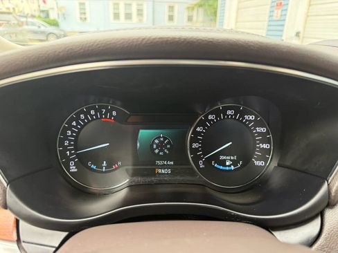 Used 2019 Lincoln MKC Select w/ Select Plus Package AWD/4WD image 35