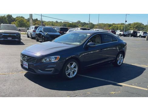 Used 2015 Volvo S60 T5 Premier image 4