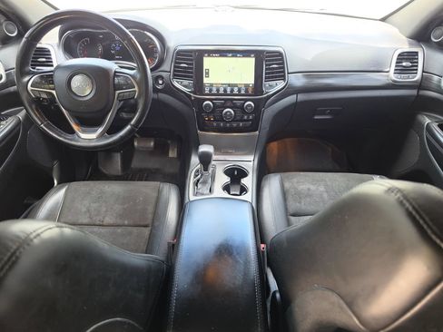 Used 2020 Jeep Grand Cherokee Altitude AWD/4WD image 13