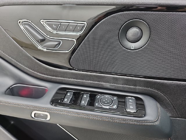 New 2027 Lincoln Aviator Reserve AWD/4WD image 25