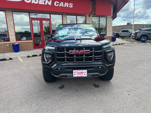 Used 2024 GMC Canyon AT4 w/ AT4 Premium Package AWD/4WD image 2