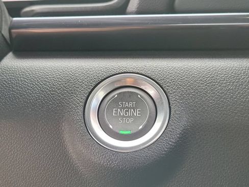 Used 2026 GMC Terrain AT4 AWD/4WD image 18