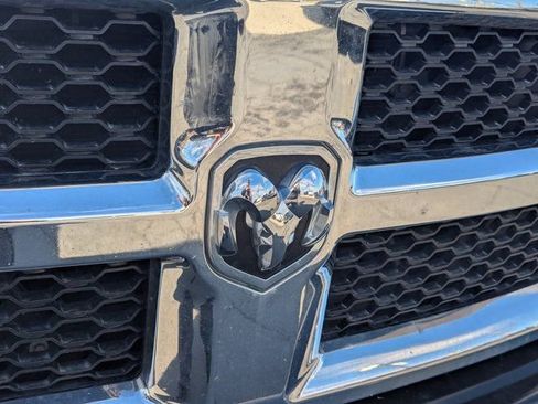 Used 2015 RAM 3500 Tradesman w/ Chrome Appearance Group image 11