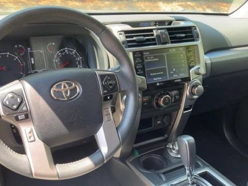 Used 2023 Toyota 4Runner SR5 AWD/4WD image 6