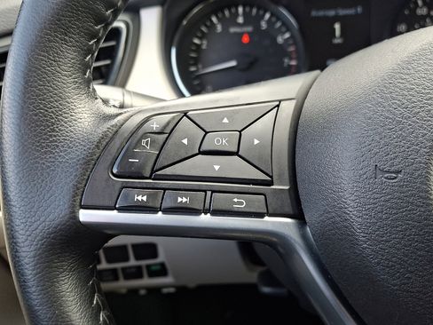 Certified 2022 Nissan Rogue Sport SL AWD/4WD image 21