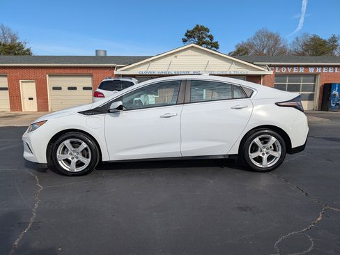 Used 2019 Chevrolet Volt LT w/ Power Convenience Package image 9