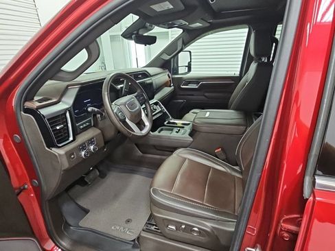 Used 2024 GMC Sierra 2500 Denali w/ Denali Reserve Package AWD/4WD image 11