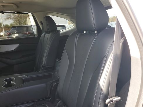 Certified 2025 Acura MDX w/ Technology Package image 14