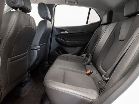 Used 2025 Buick Encore GX Preferred image 22