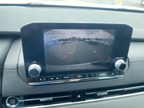 Used 2023 Mitsubishi Outlander ES FWD image 17
