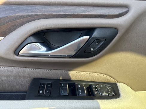 Used 2021 GMC Yukon Denali w/ Denali Ultimate Package image 27