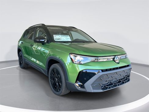 New 2026 Volkswagen Taos SE image 51