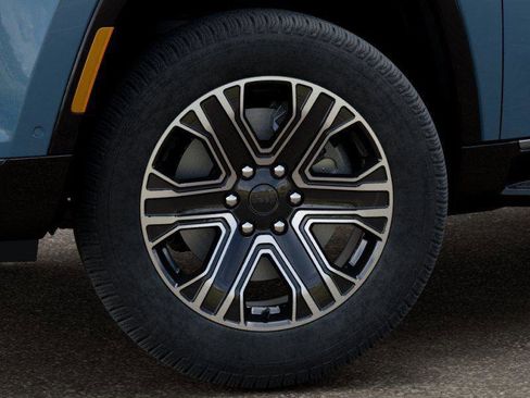 New 2026 Jeep Grand Wagoneer 2WD image 8