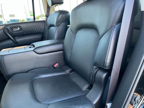 Used 2024 Nissan Armada SL w/ Captain's Chairs Package image 17