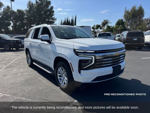 Used 2025 Chevrolet Tahoe LT AWD/4WD image 8