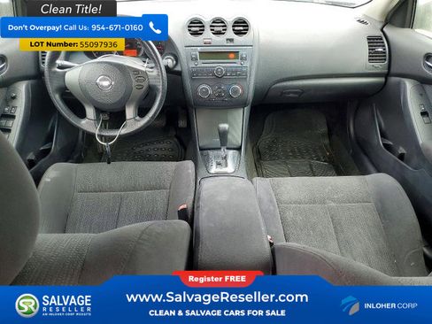 Used 2010 Nissan Altima Sedan FWD image 11