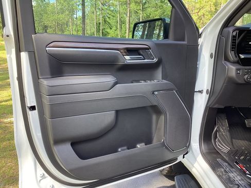 New 2026 Chevrolet Silverado 1500 LT AWD/4WD image 12