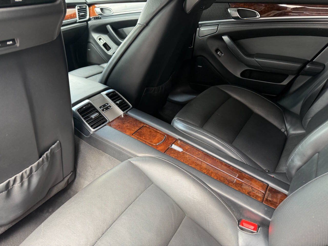 Used 2011 Porsche Panamera 4S AWD/4WD image 38