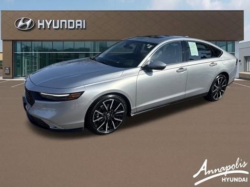 Used 2024 Honda Accord Touring image 1