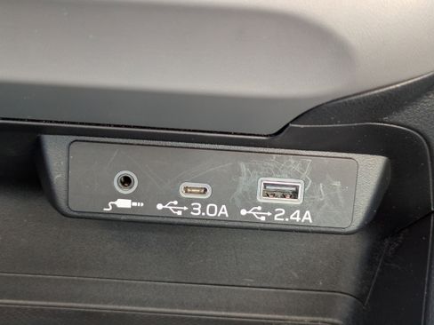 Used 2024 Subaru Crosstrek 2.0i Premium image 23