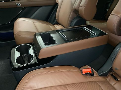 New 2026 Lincoln Aviator Reserve w/ Jet Appearance Package image 10